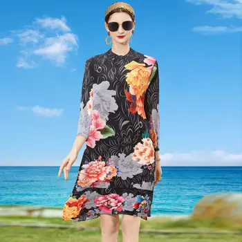 Ретро большое светлое платье 2023 весна и лето, новая высококлассная мода, темперамент, свободный o-образный вырез, повседневная тонкая юбка большого размера в слово