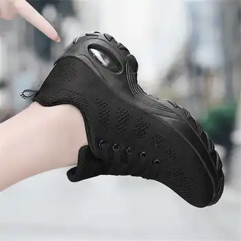 Сетчатые роскошные женские туфли на толстом каблуке 2022 Балетки Самые продаваемые товары 2022 Цветные кроссовки для женщин Спортивные Роскошные лоферы