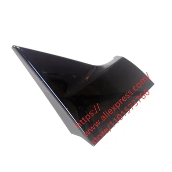 Треугольная накладка на А-образную стойку для LYNK & CO 01,03